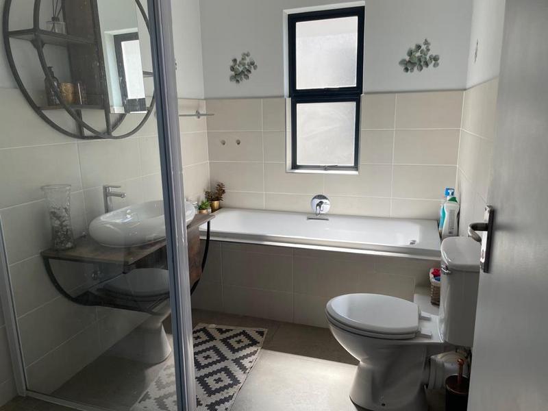 3 Bedroom Property for Sale in Thatchfield Gauteng