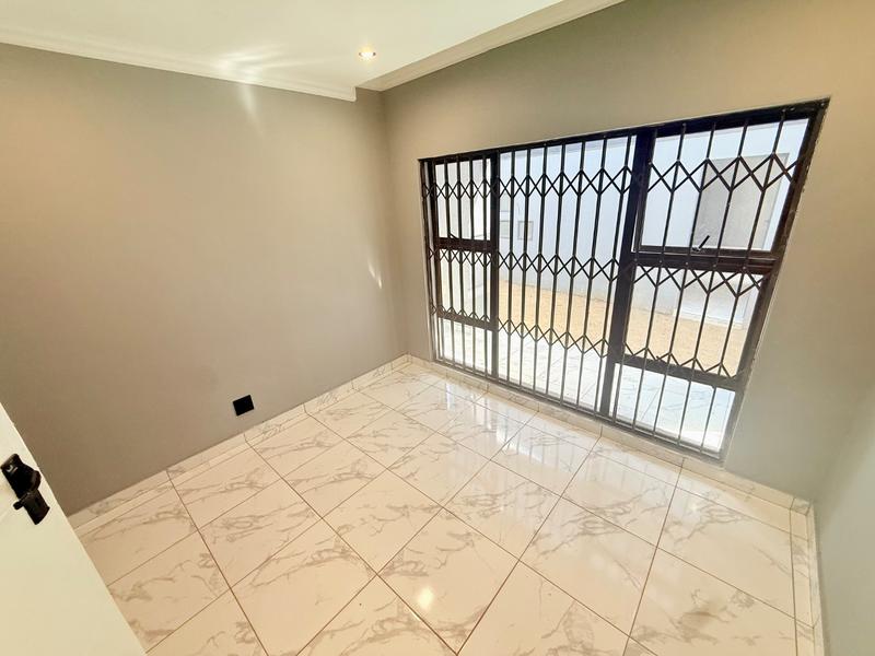 3 Bedroom Property for Sale in Vanderbijlpark CW 4 Gauteng