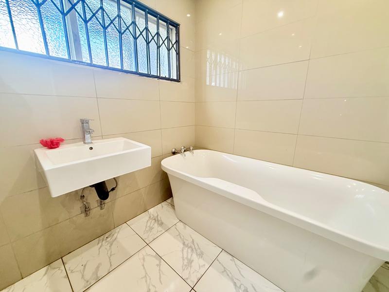3 Bedroom Property for Sale in Vanderbijlpark CW 4 Gauteng