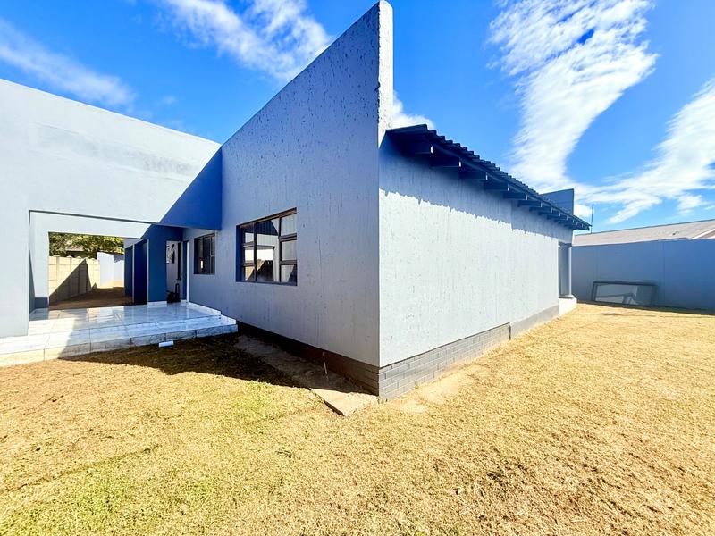 3 Bedroom Property for Sale in Vanderbijlpark CW 4 Gauteng