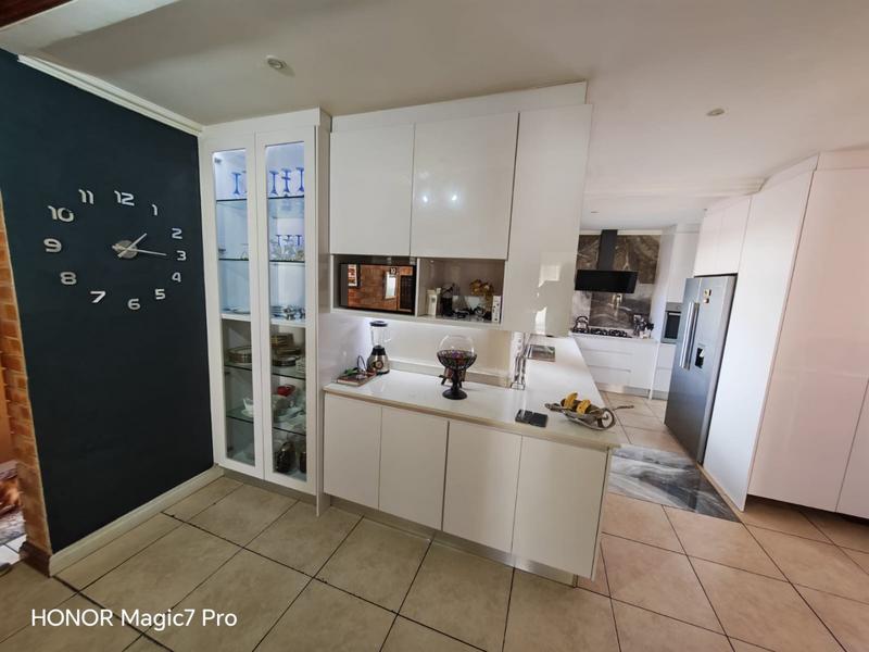 3 Bedroom Property for Sale in Vanderbijlpark SE 3 Gauteng