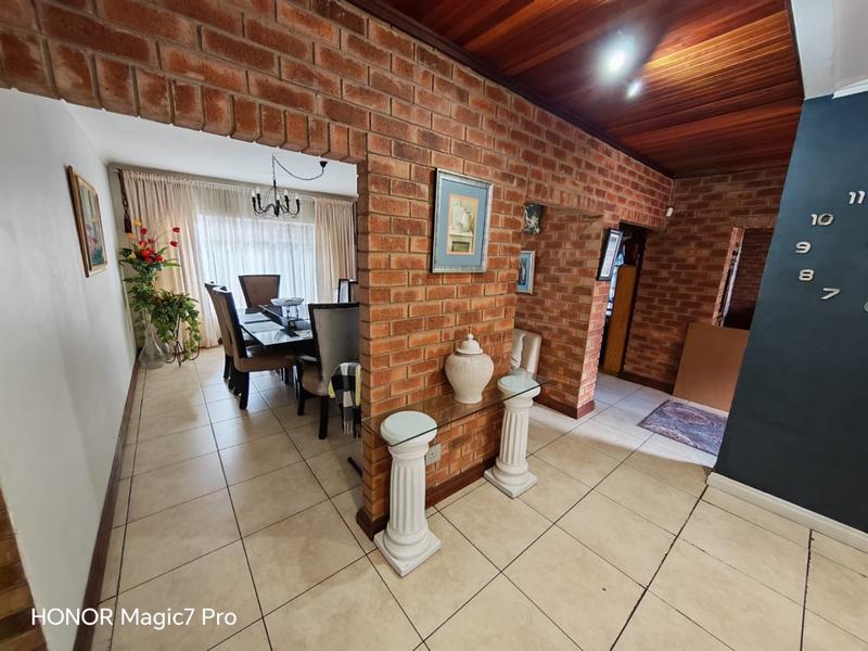 3 Bedroom Property for Sale in Vanderbijlpark SE 3 Gauteng