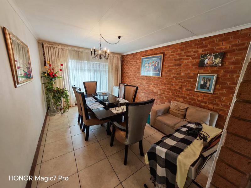 3 Bedroom Property for Sale in Vanderbijlpark SE 3 Gauteng