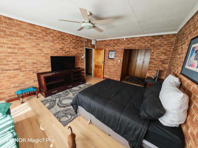 3 Bedroom Property for Sale in Vanderbijlpark SE 3 Gauteng