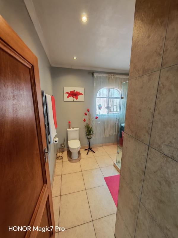3 Bedroom Property for Sale in Vanderbijlpark SE 3 Gauteng