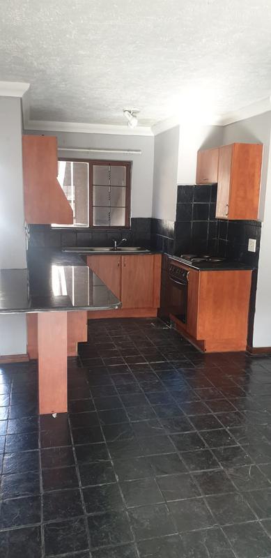 To Let 1 Bedroom Property for Rent in Erand Gardens Gauteng
