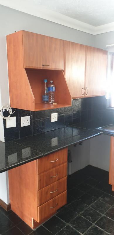 To Let 1 Bedroom Property for Rent in Erand Gardens Gauteng