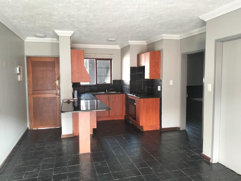 1 Bedroom Property for Sale in Erand Gardens Gauteng