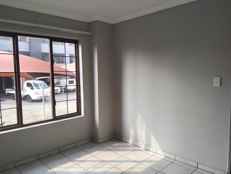 1 Bedroom Property for Sale in Erand Gardens Gauteng