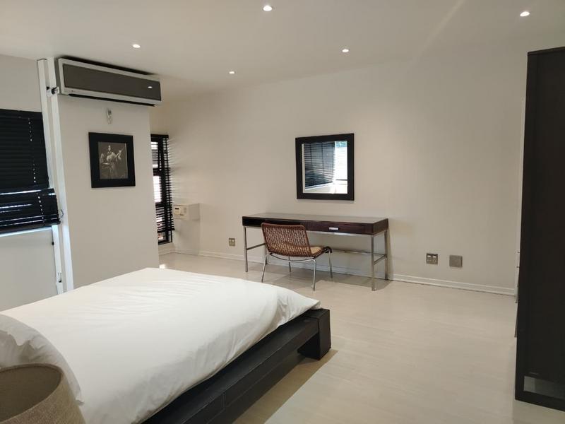 To Let 4 Bedroom Property for Rent in Sandown Gauteng