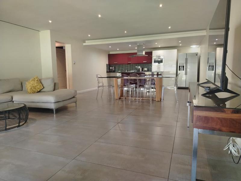 To Let 2 Bedroom Property for Rent in Sandown Gauteng