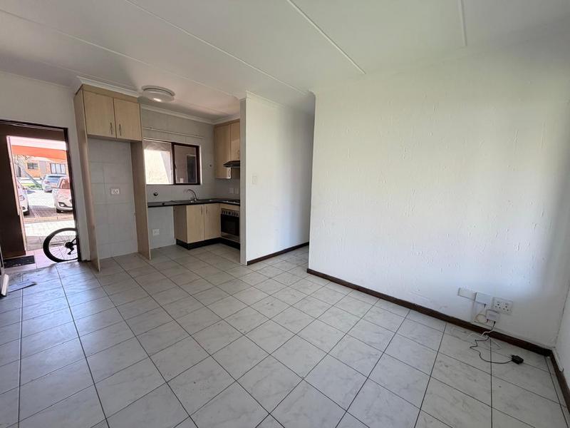 To Let 1 Bedroom Property for Rent in Helderwyk Gauteng