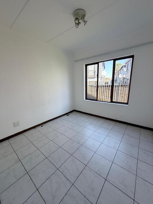To Let 1 Bedroom Property for Rent in Helderwyk Gauteng