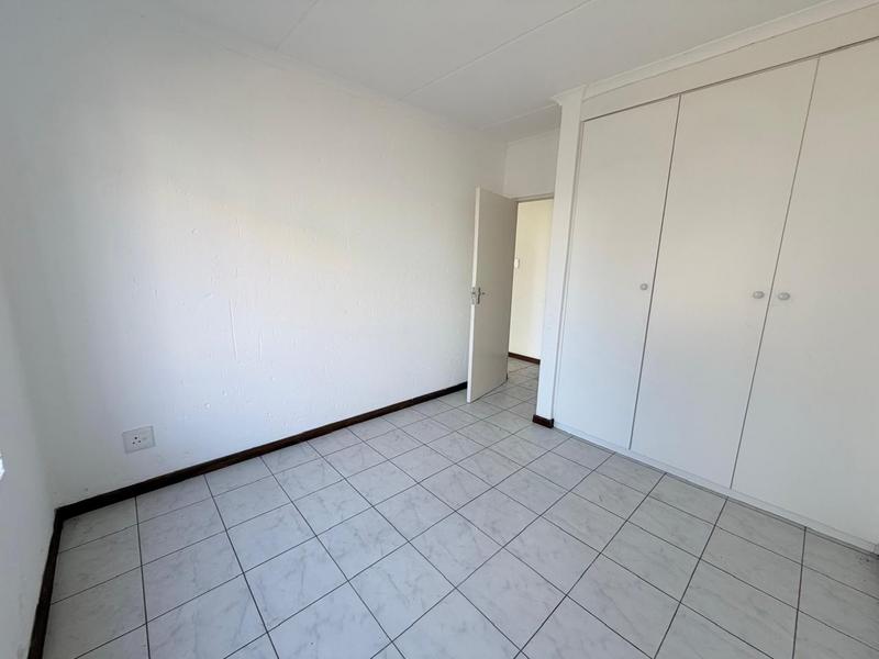 To Let 1 Bedroom Property for Rent in Helderwyk Gauteng