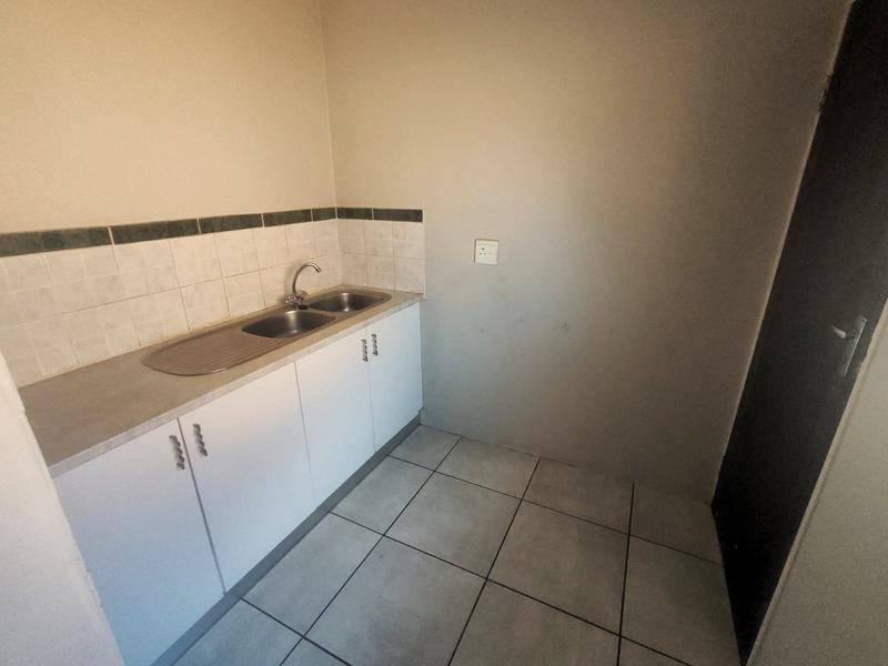 To Let 3 Bedroom Property for Rent in Zwartkop Gauteng