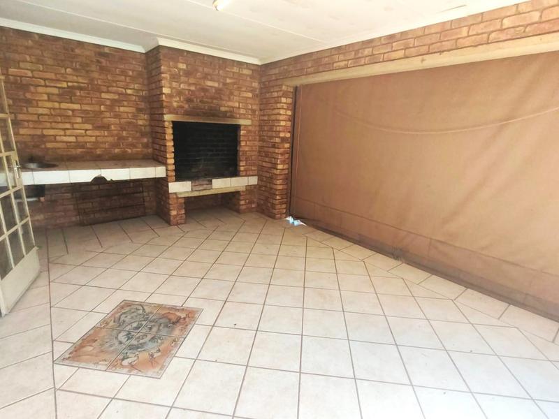 To Let 3 Bedroom Property for Rent in Zwartkop Gauteng