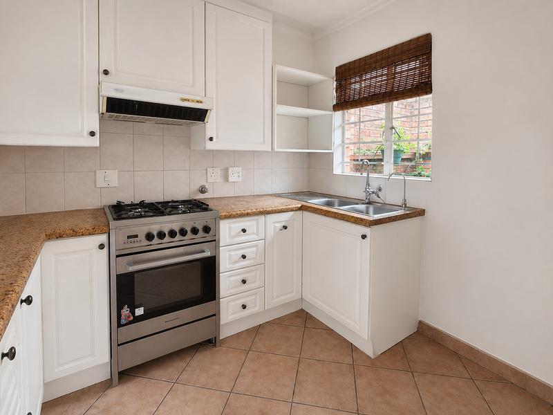 2 Bedroom Property for Sale in Magalieskruin Gauteng