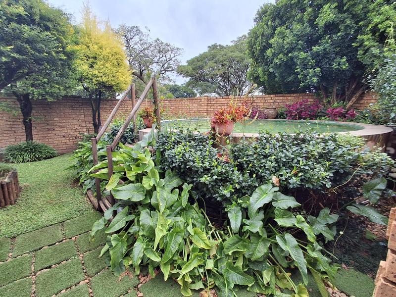 2 Bedroom Property for Sale in Magalieskruin Gauteng