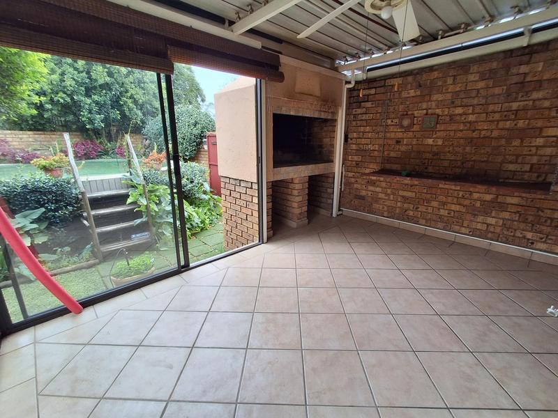2 Bedroom Property for Sale in Magalieskruin Gauteng
