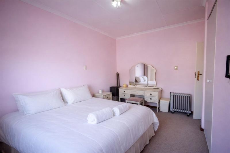 3 Bedroom Property for Sale in Bedford Park Gauteng