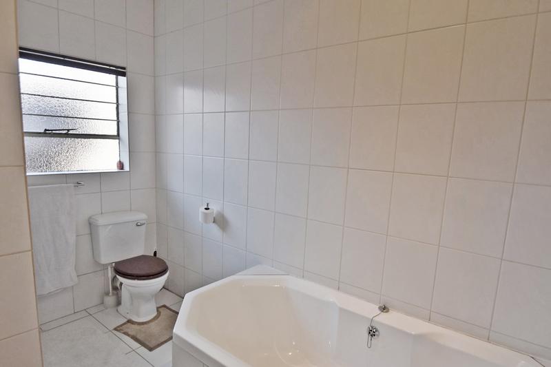 3 Bedroom Property for Sale in Bedford Park Gauteng