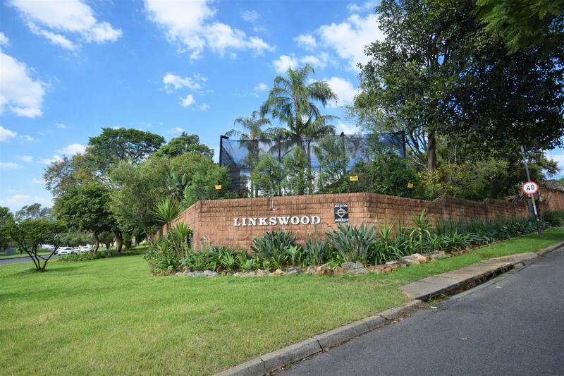 3 Bedroom Property for Sale in Bedford Park Gauteng