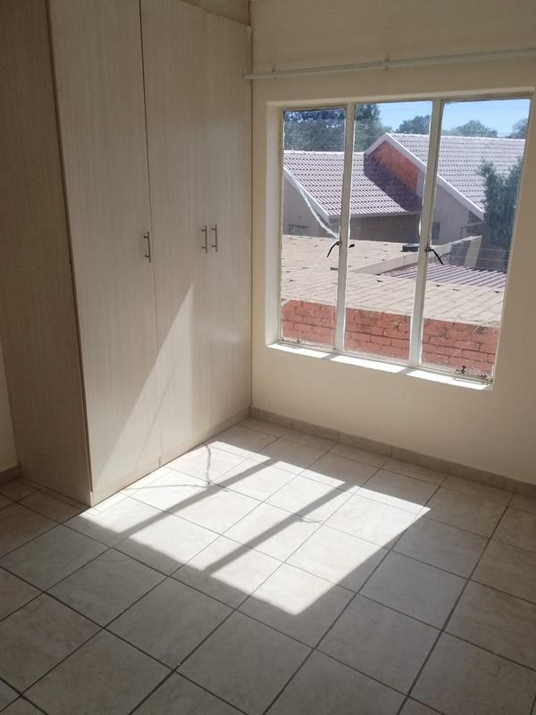 To Let 1 Bedroom Property for Rent in Kempton Park Gauteng