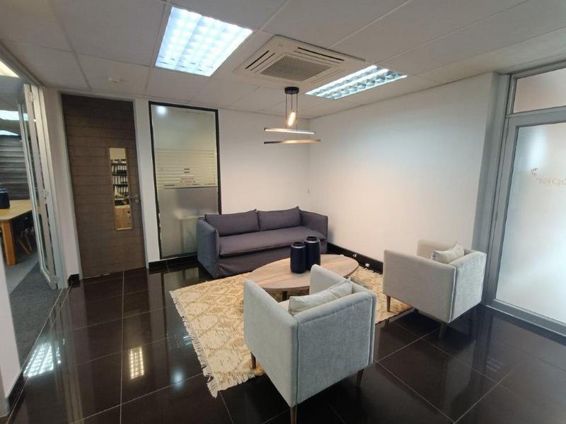 To Let Commercial Property for Rent in Strubensvallei Gauteng
