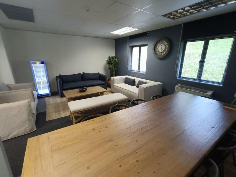 To Let Commercial Property for Rent in Strubensvallei Gauteng