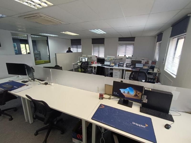To Let Commercial Property for Rent in Strubensvallei Gauteng