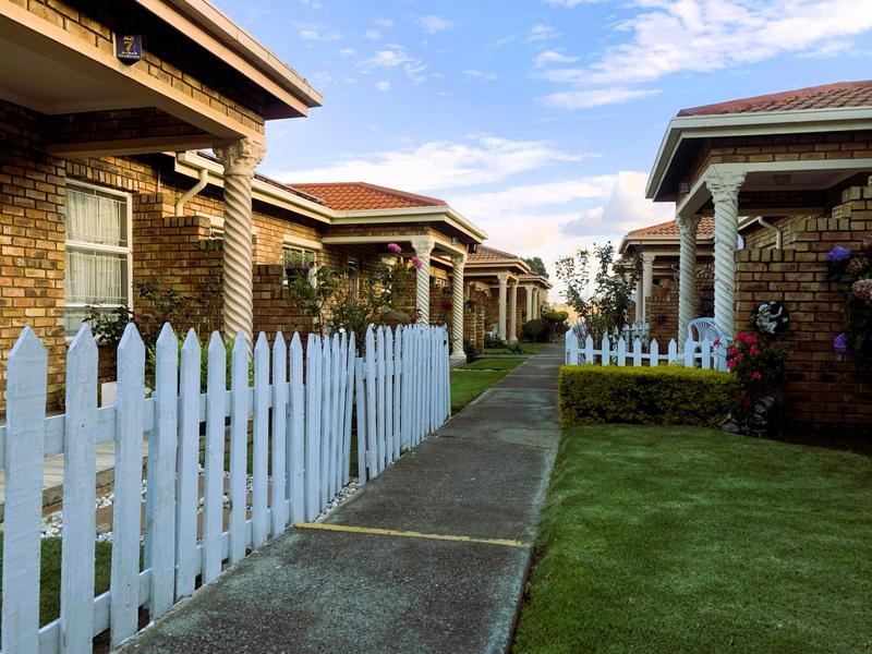 2 Bedroom Property for Sale in Van Dyk Park Gauteng