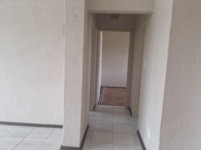 To Let 2 Bedroom Property for Rent in Krugersdorp Gauteng