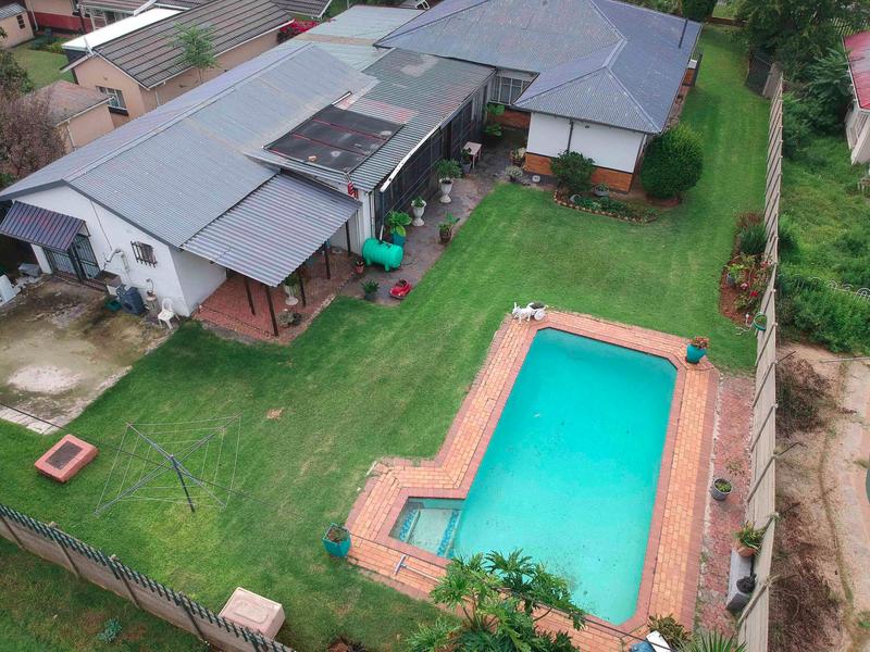 4 Bedroom Property for Sale in Witpoortjie Gauteng