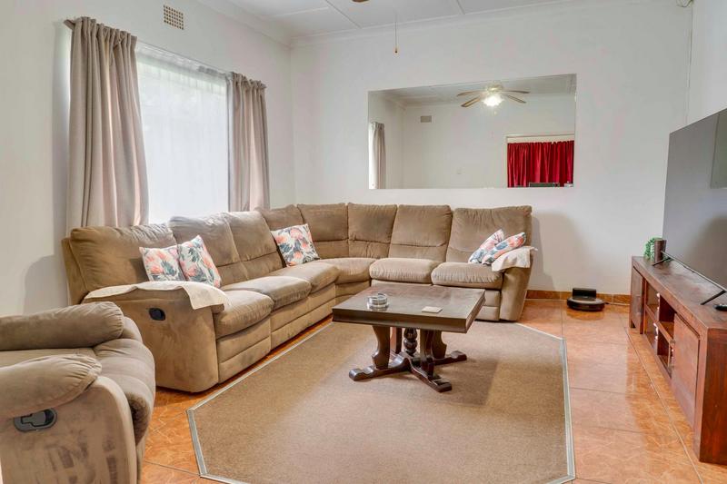 4 Bedroom Property for Sale in Witpoortjie Gauteng