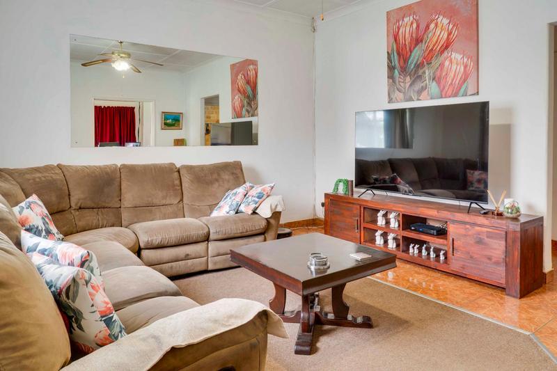 4 Bedroom Property for Sale in Witpoortjie Gauteng