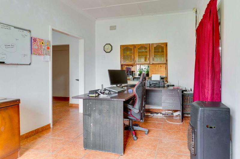 4 Bedroom Property for Sale in Witpoortjie Gauteng