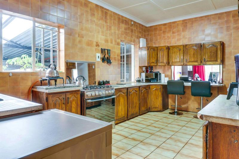 4 Bedroom Property for Sale in Witpoortjie Gauteng