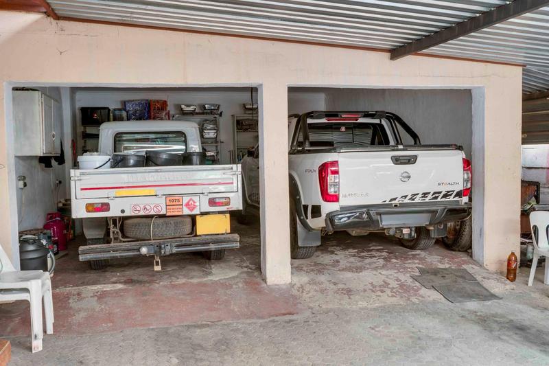 4 Bedroom Property for Sale in Witpoortjie Gauteng