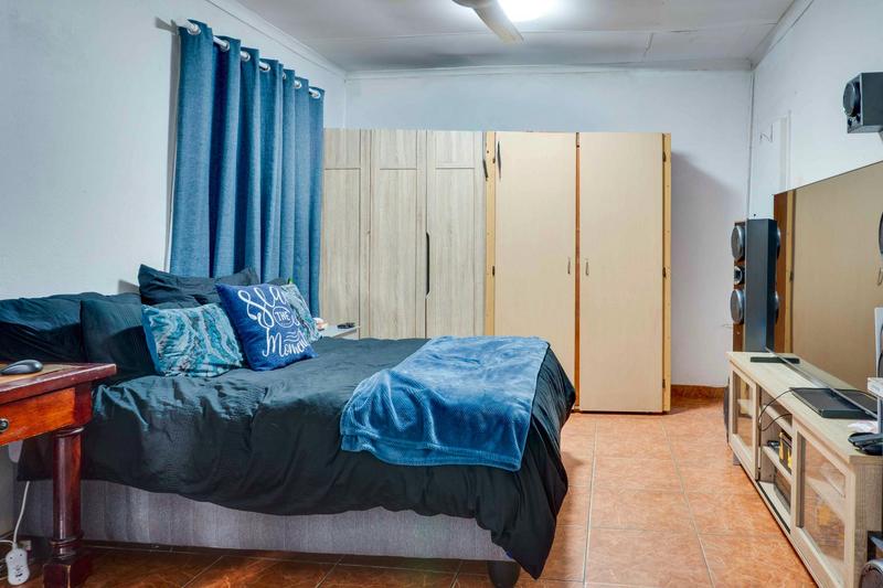 4 Bedroom Property for Sale in Witpoortjie Gauteng