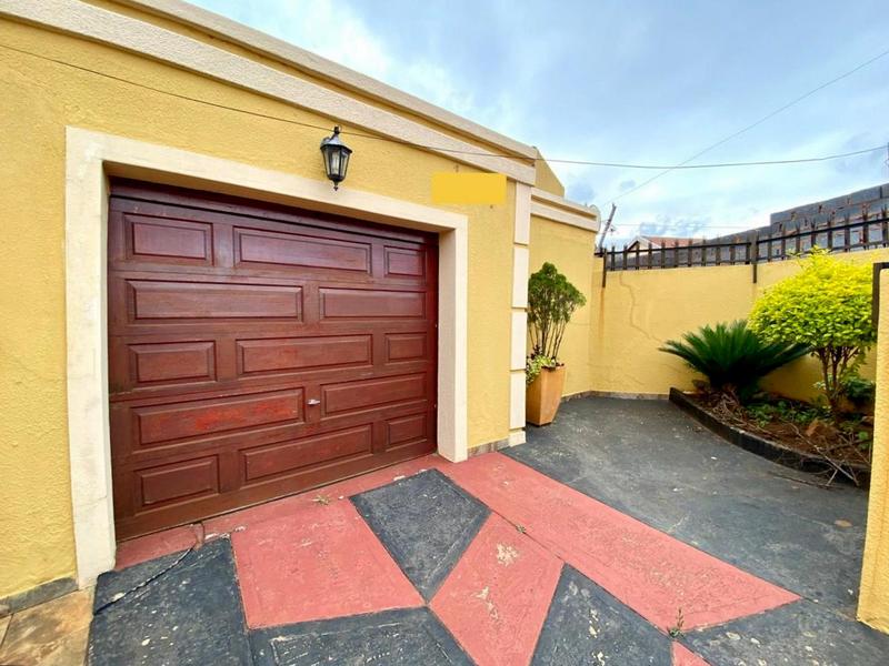 3 Bedroom Property for Sale in Zondi Gauteng