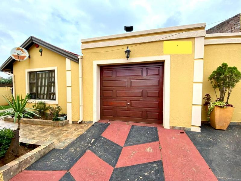 3 Bedroom Property for Sale in Zondi Gauteng