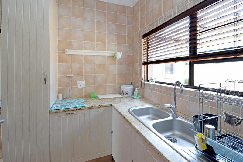 4 Bedroom Property for Sale in Amberfield Manor Gauteng