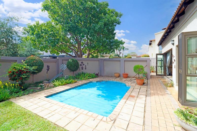 4 Bedroom Property for Sale in Amberfield Manor Gauteng