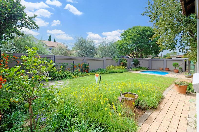 4 Bedroom Property for Sale in Amberfield Manor Gauteng