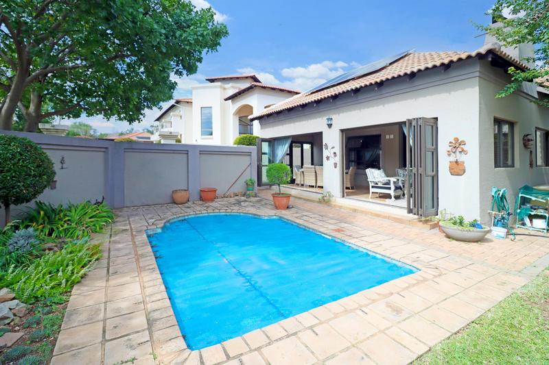 4 Bedroom Property for Sale in Amberfield Manor Gauteng