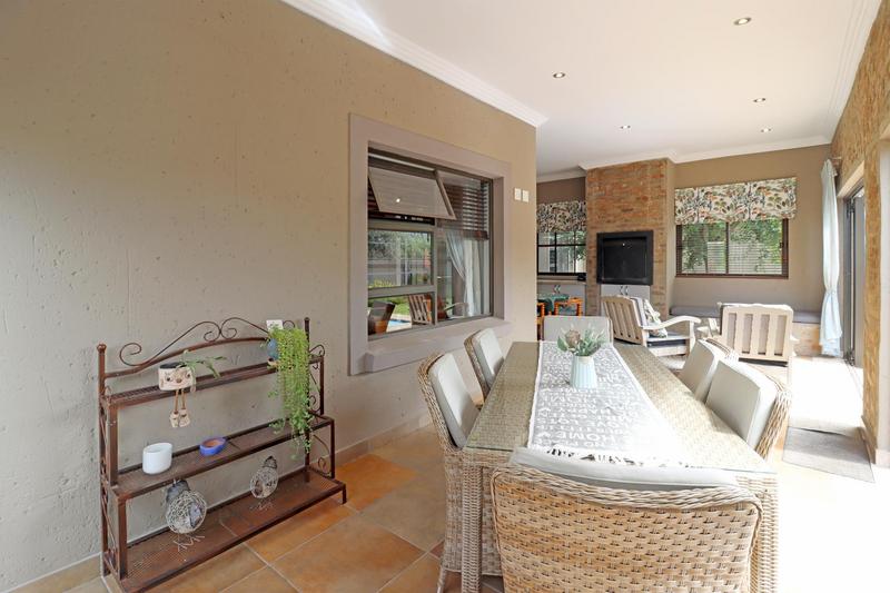 4 Bedroom Property for Sale in Amberfield Manor Gauteng