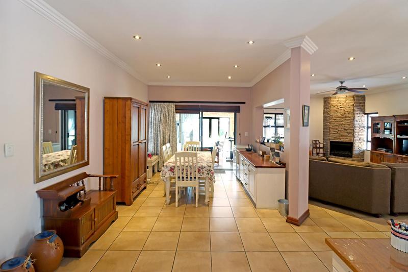 4 Bedroom Property for Sale in Amberfield Manor Gauteng