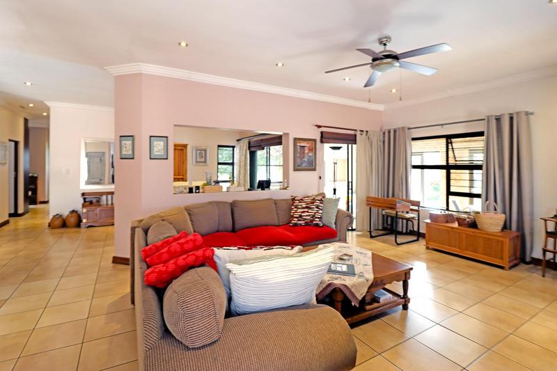 4 Bedroom Property for Sale in Amberfield Manor Gauteng