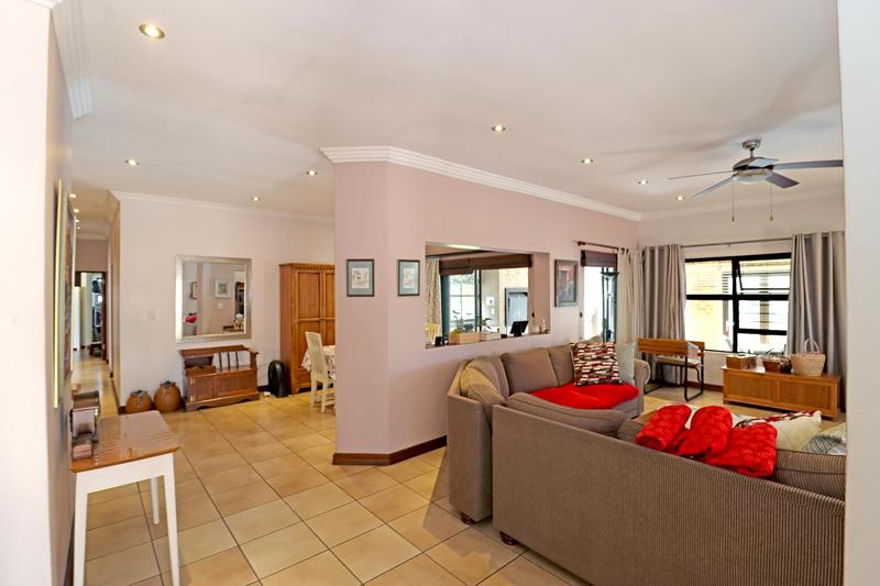 4 Bedroom Property for Sale in Amberfield Manor Gauteng