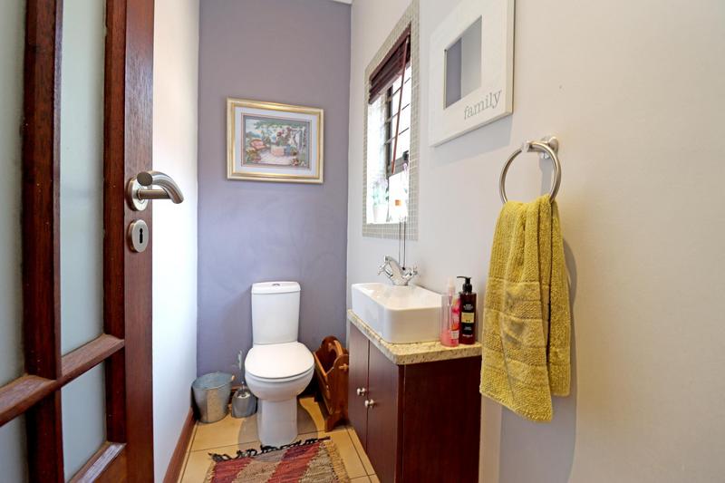 4 Bedroom Property for Sale in Amberfield Manor Gauteng